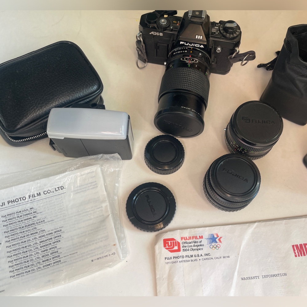 Fujica film AX-3 w/ chrome 35 MM Camera With X-Fujinon 1:1.9 f-50mm FM 3 Lenses